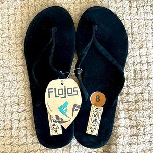 Flojos black velvety sandals size 8 NWT